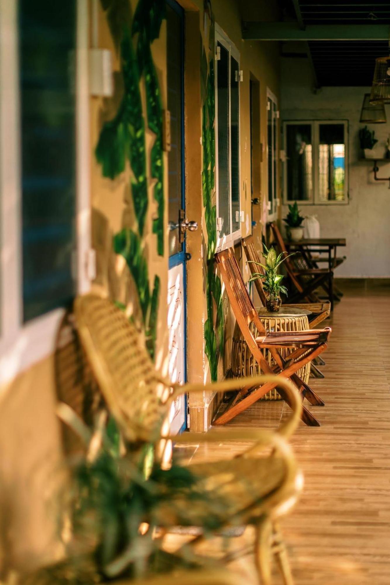 Yellow Farm Homestay Dong Tac Eksteriør billede